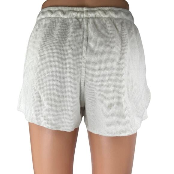 Brandy Melville Women's White Mid Rise Waffle Knit Drawstring Lounge Shorts S - Picture 3 of 4
